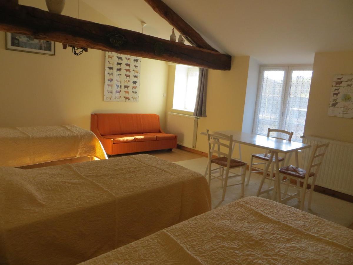 Bed and Breakfast La Vache Sur Le Toit Montagny  Екстер'єр фото